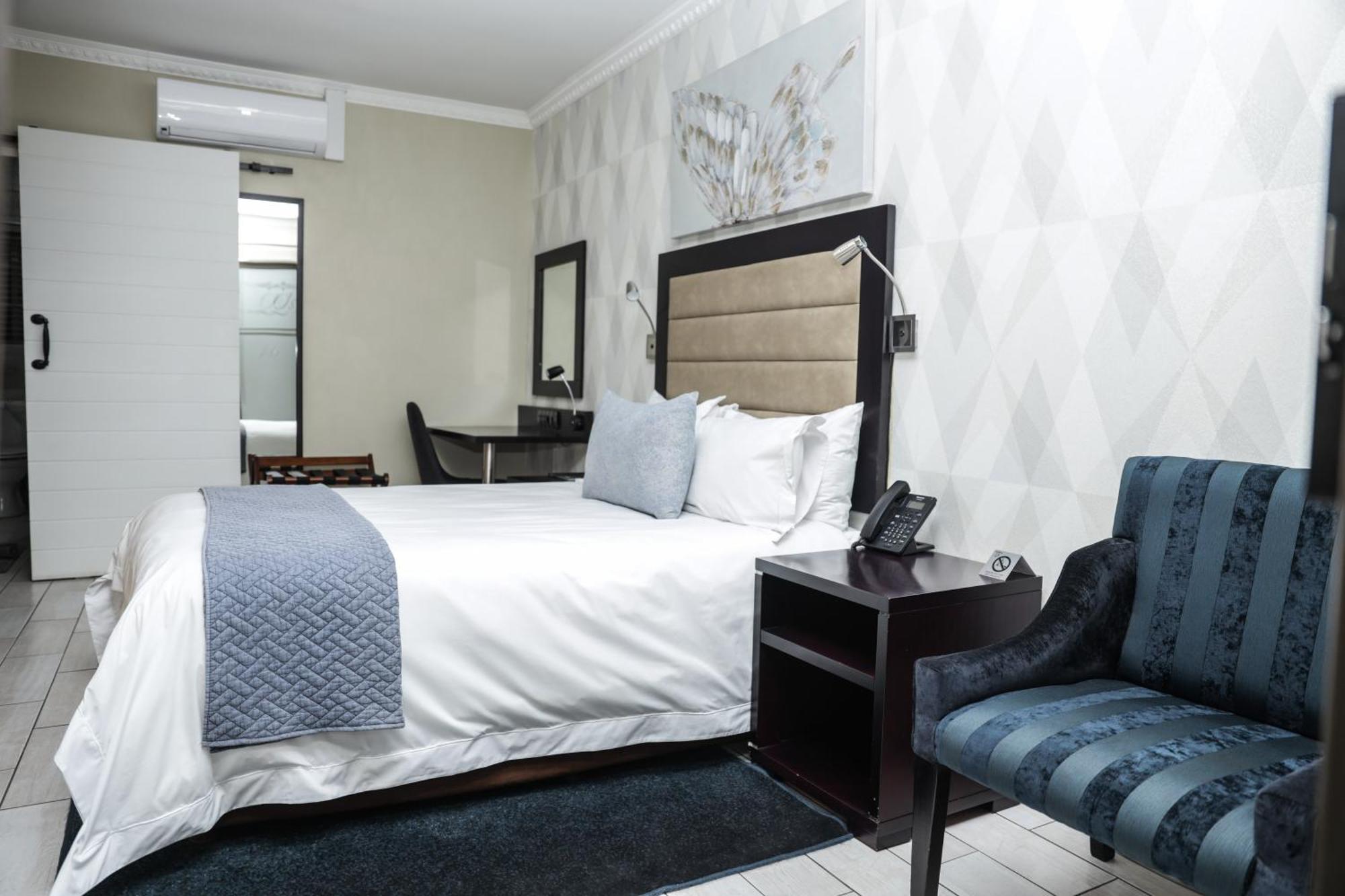 Q'S Boutique Stay Standerton エクステリア 写真